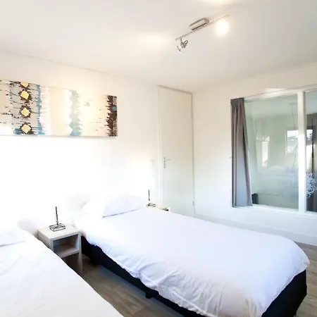 בית נופש Sleeps 8 Pool Wifi